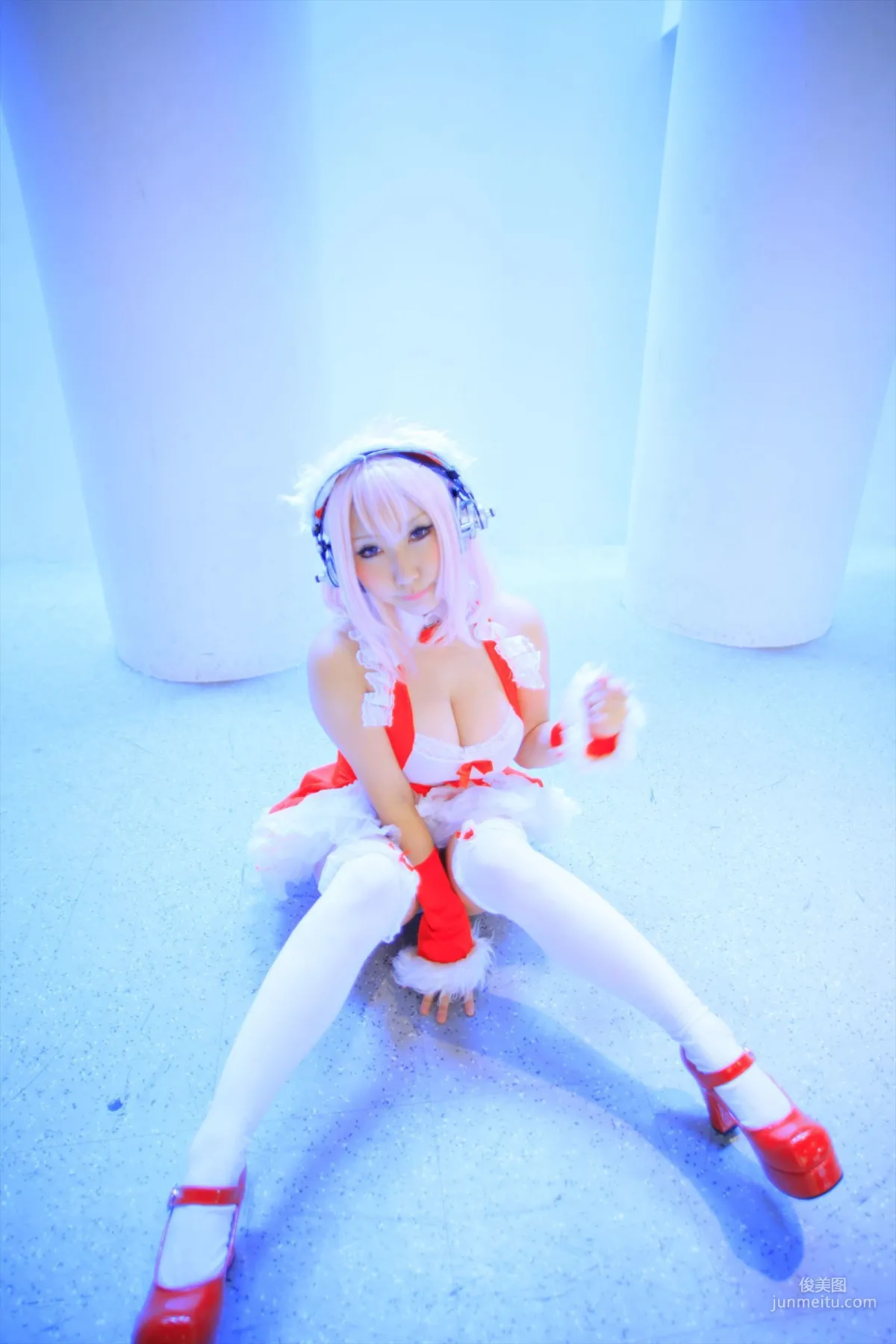 サク (Saku) 《Sonicomi》Super Sonico [Shooting Star's] 寫真集 97