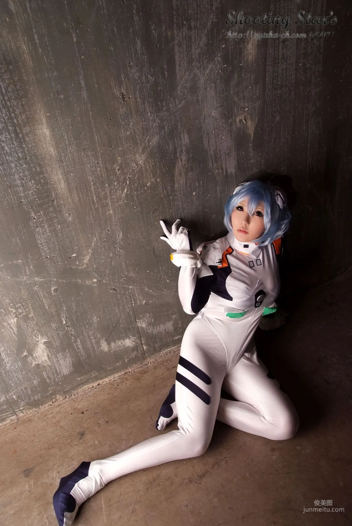 绫香 (Saku サク) 《新世紀エヴァンゲリオン》Rei Ayanami 寫真集 33