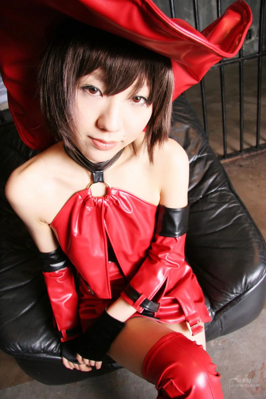 華群みさき(Hanamura Misaki) 《Guilty Gear》 Dizzy [HONEY BUNNY] 寫真集 37