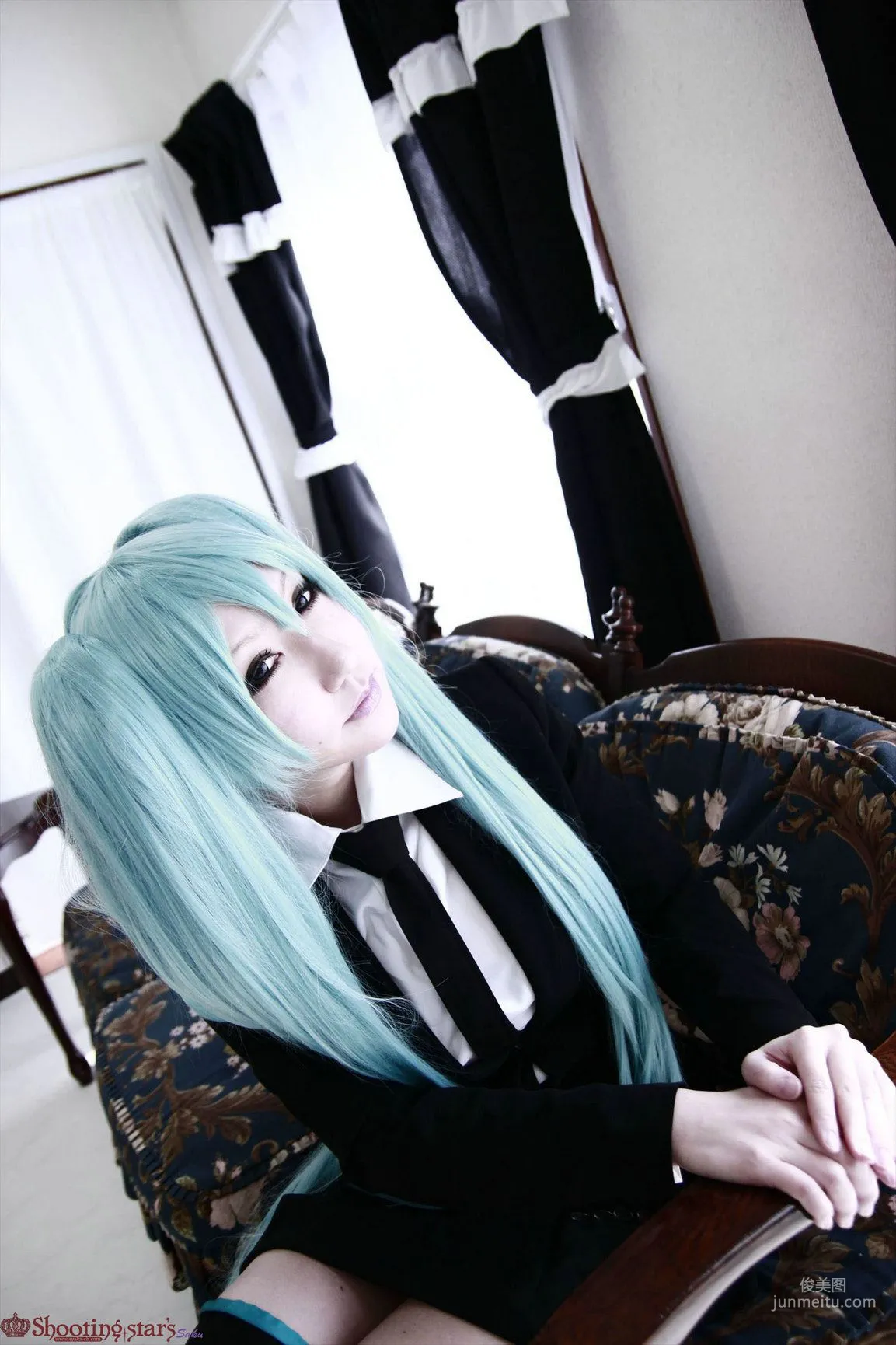 サク (Saku) 《VOCALOID》Miku+GUMI+MEIKO [Shooting Star's] 寫真集 22