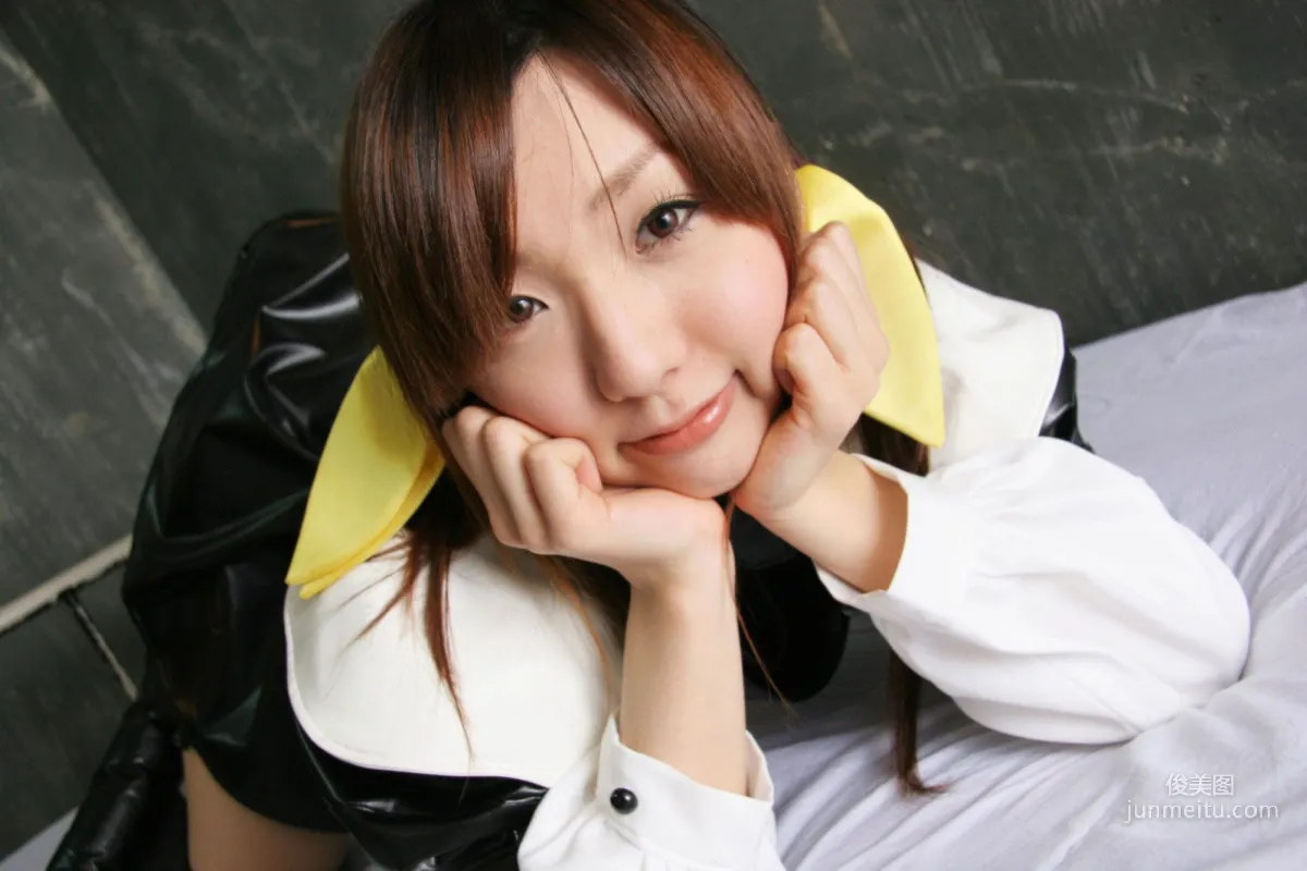 華群みさき《Guilty Gear》 I-no [HONEY BUNNY] 寫真集 27