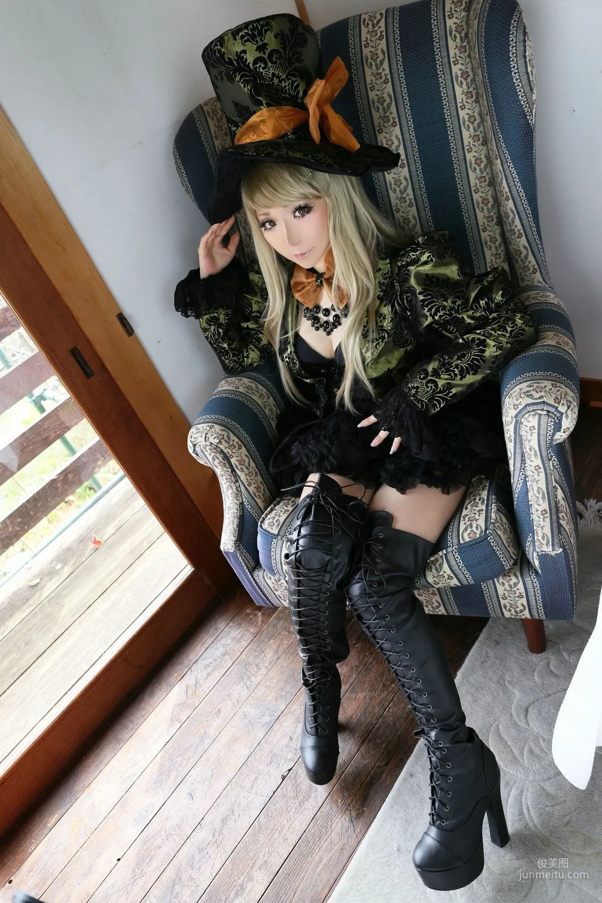 日暮らん 《Alice's Adventures in Wonderland》 Lite.Ver. [HBS] 寫真集 96