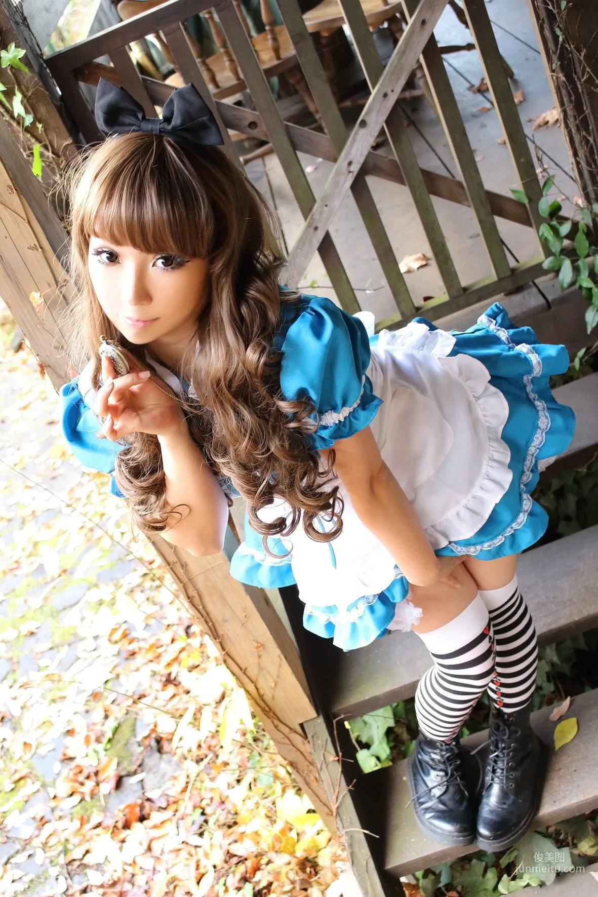 日暮らん 《Alice's Adventures in Wonderland》 Lite.Ver. [HBS] 寫真集 32