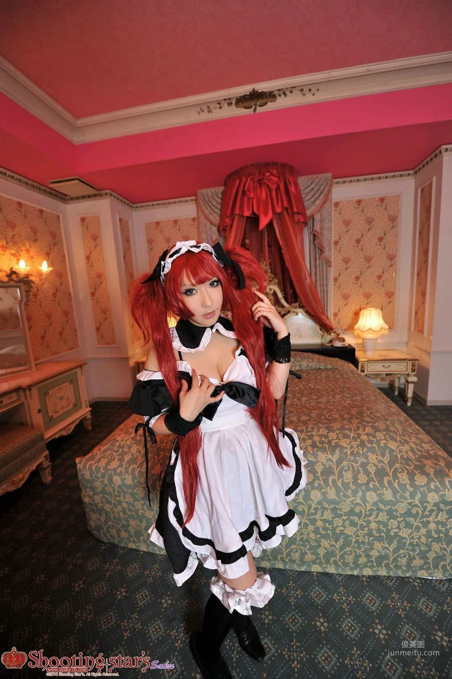 绫香サク (Saku Ayaka) 《クイーンズブレイドQueen's Blade》アイリ & Alleyne 寫真集 1