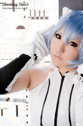 サク (绫香) 《Shinseiki Evangelion》Ayanami Rei [Shooting Star's] 寫真集