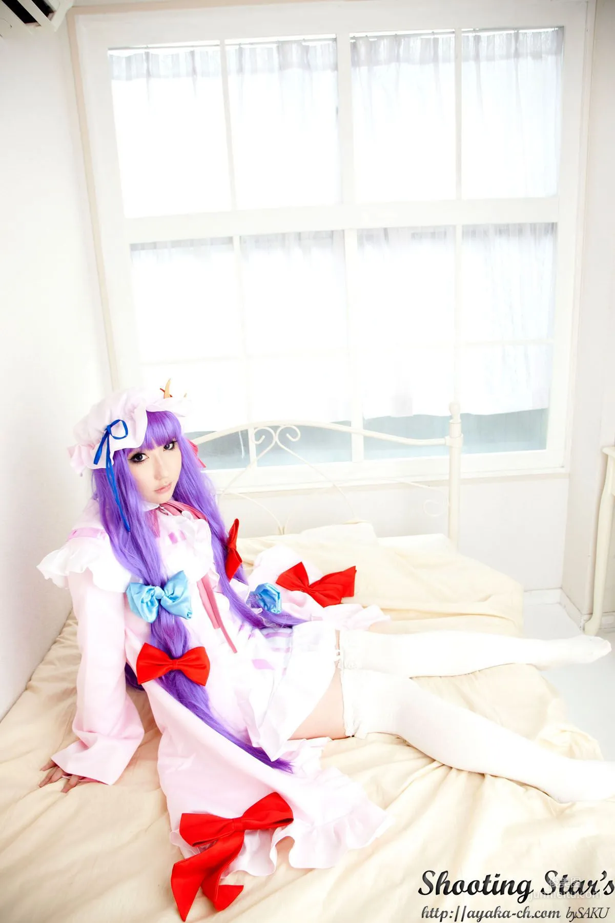 绫香サク (サク綾香 Saku Ayaka)《東方Project》Izayoi Sakuya + Patchouli Knowledge [Shooting Star's] 寫真集 9