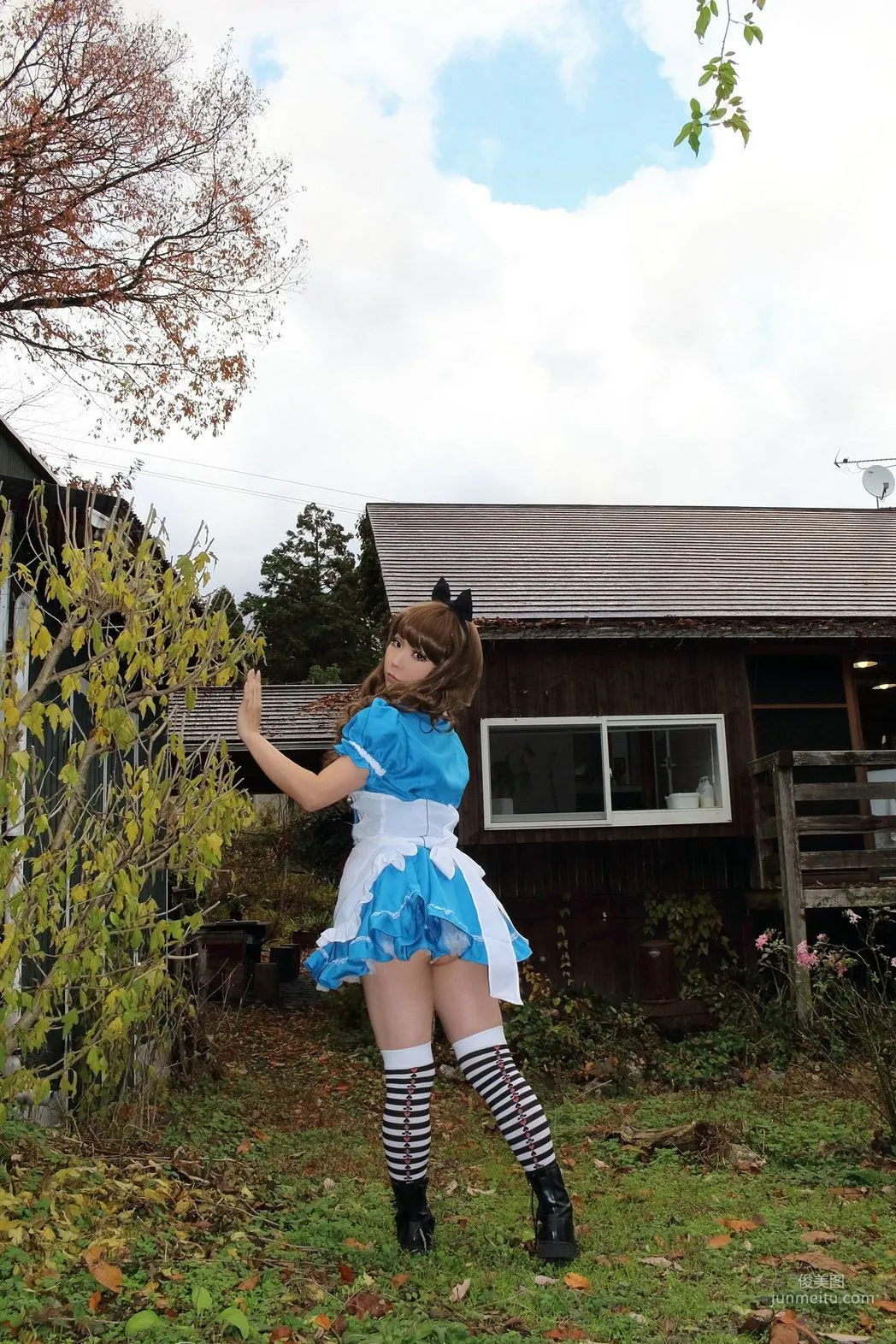 日暮らん 《Alice's Adventures in Wonderland》 Lite.Ver. [HBS] 寫真集 38