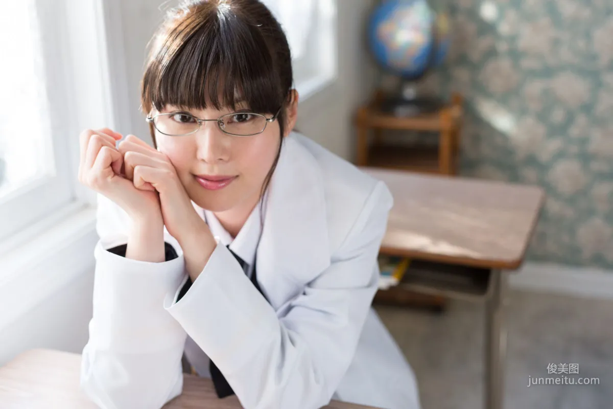 彩城ゆりな (彩城優裡菜) 《僕は友達が少ない》Shiguma Rika(志熊理科) [bit(ビット)] 寫真集 29