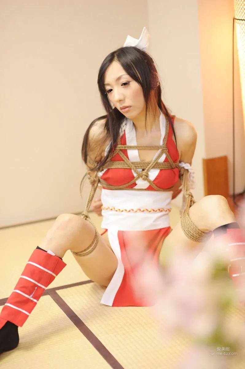 華群みさき 《KING OF FIGHTERS》MAI SHIRANUI 寫真集 16