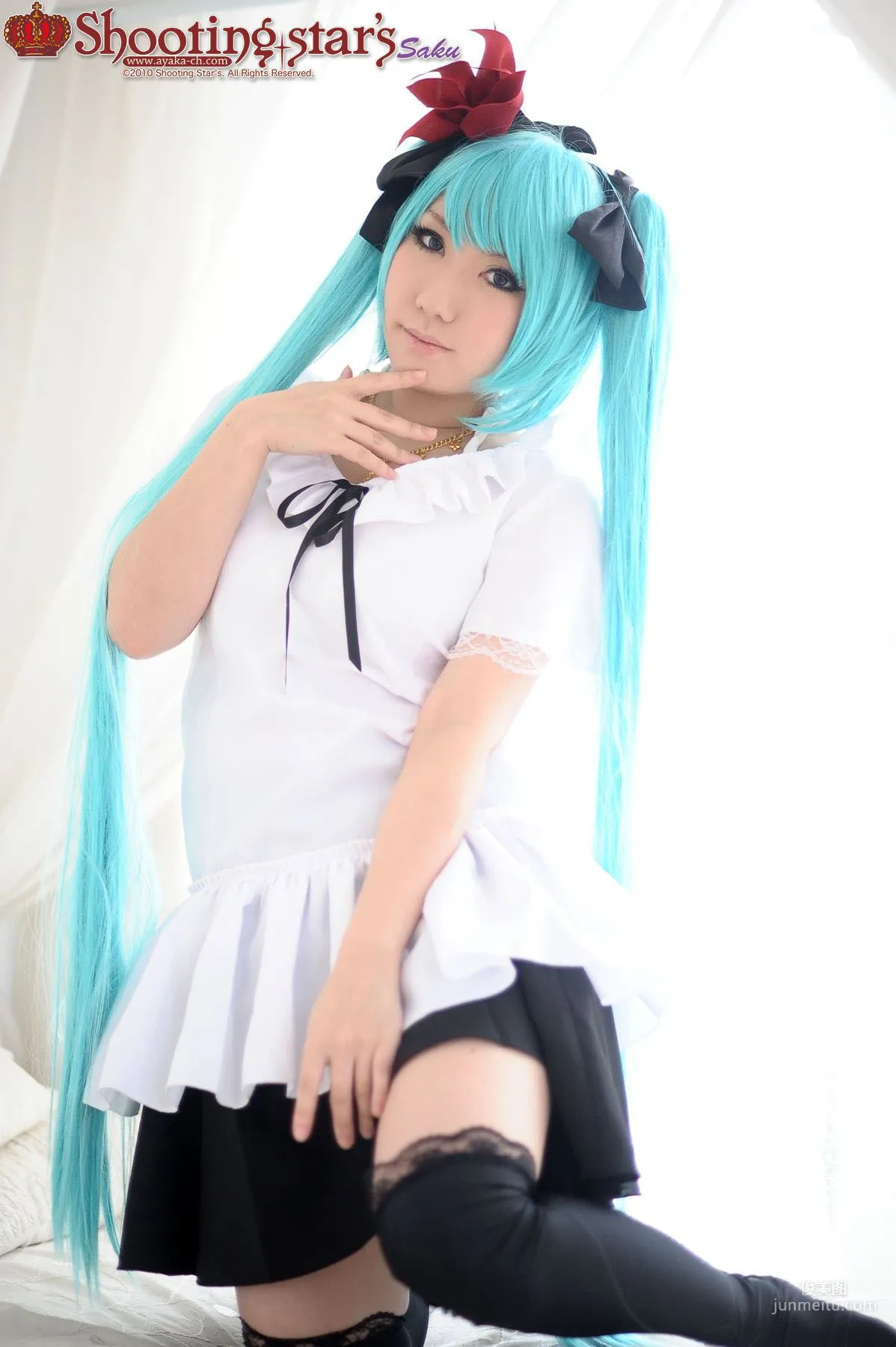 サク (Saku) 《VOCALOID》Hatsune Miku 2 [Shooting Star's] 寫真集 10