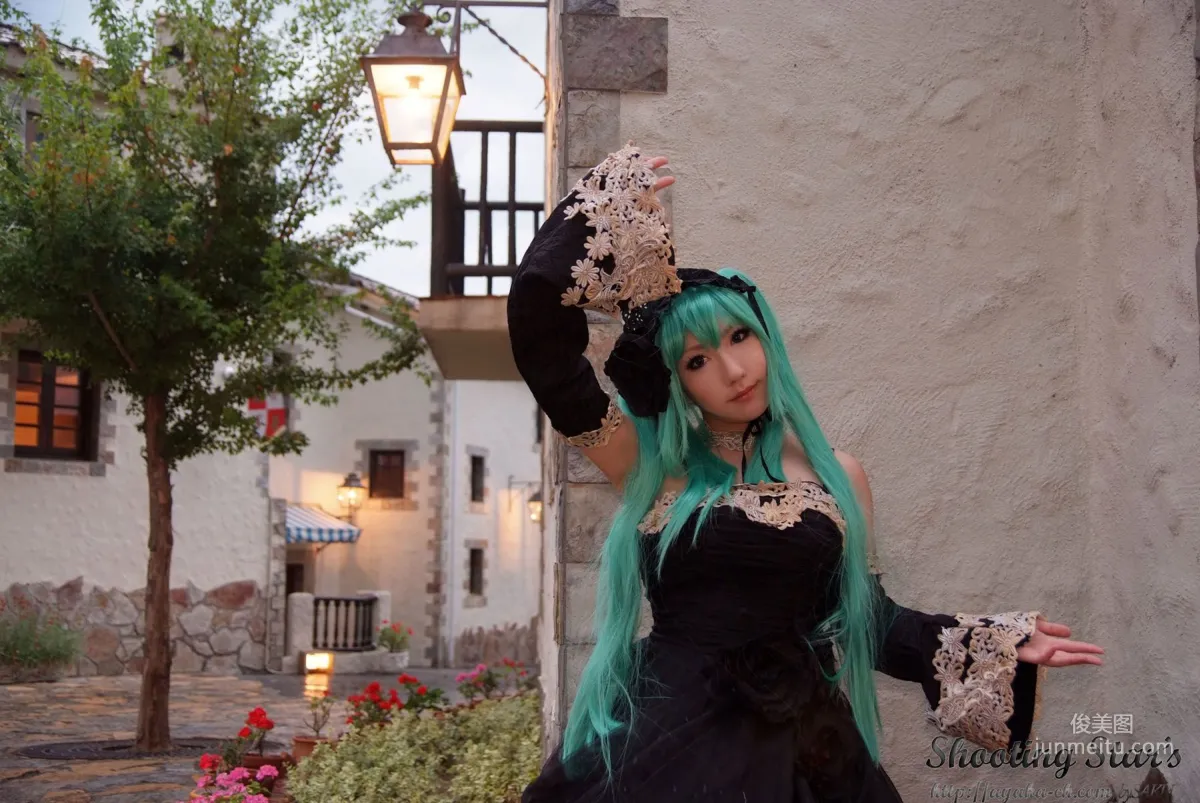 サク (Saku) 《VOCALOID》 Hatsune Miku 3 [Shooting Star's] 寫真集 13