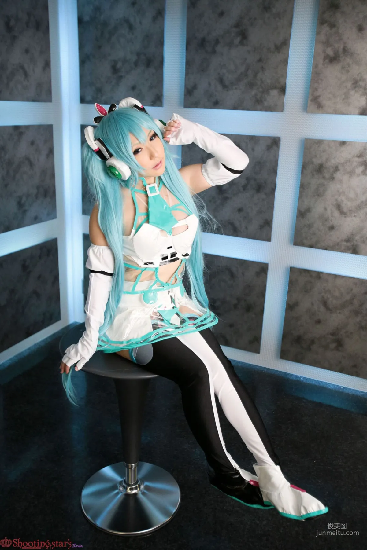 绫香 (サク) 《VOCALOID》初音ミク+鏡音リン [Shooting Star's] 寫真集 36