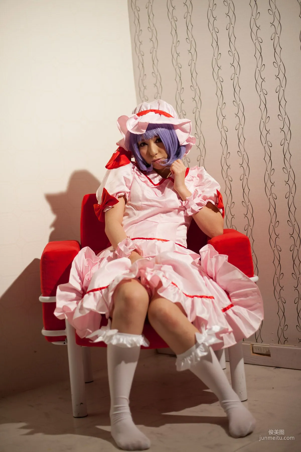 小栗美久 (おぐりみく) 《Touhou Project》Remilia Scarlet [@factory] 写真集1
