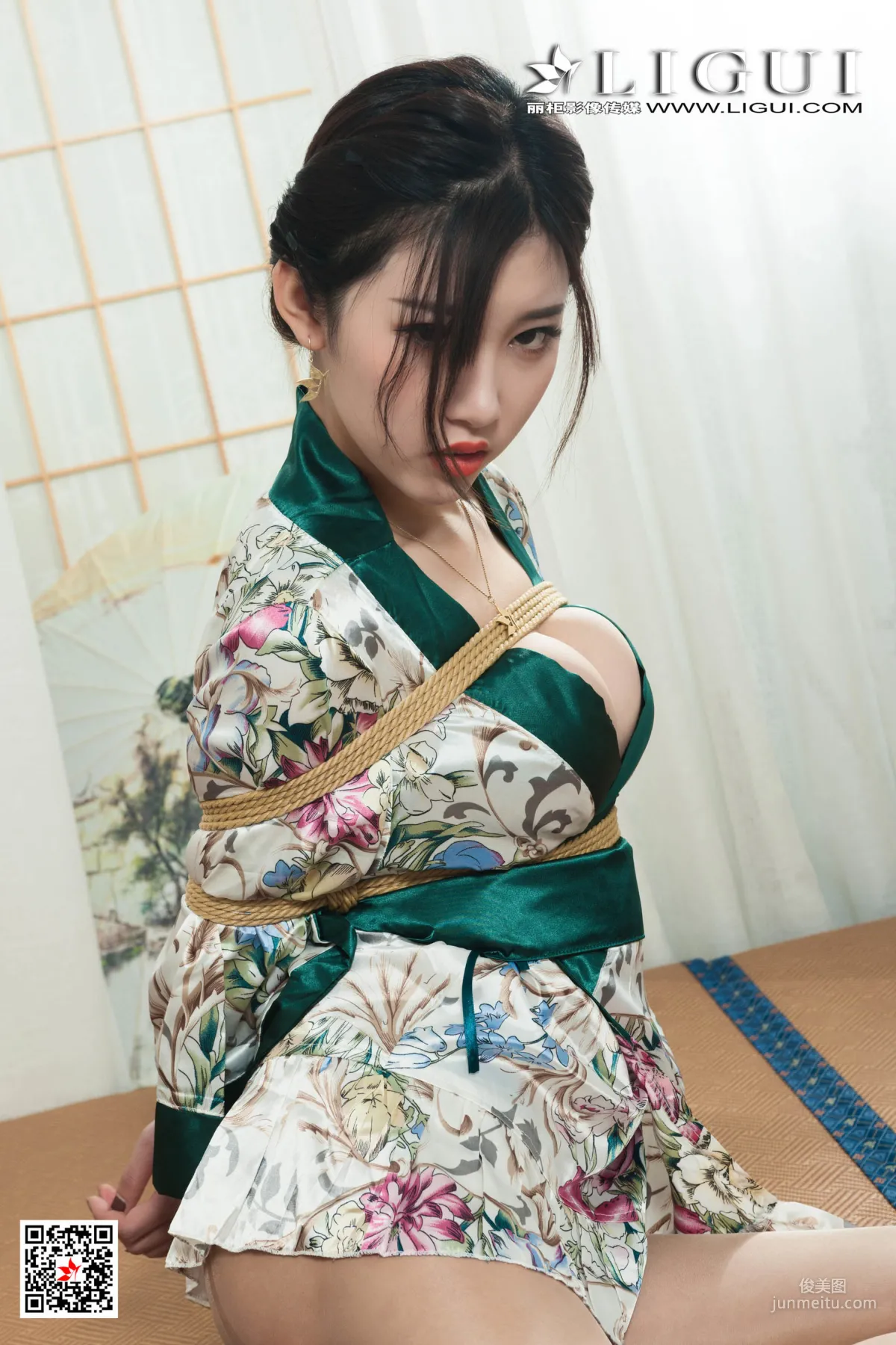腿模筱筱《性感和服美束》 [麗櫃Ligui] 寫真集 16
