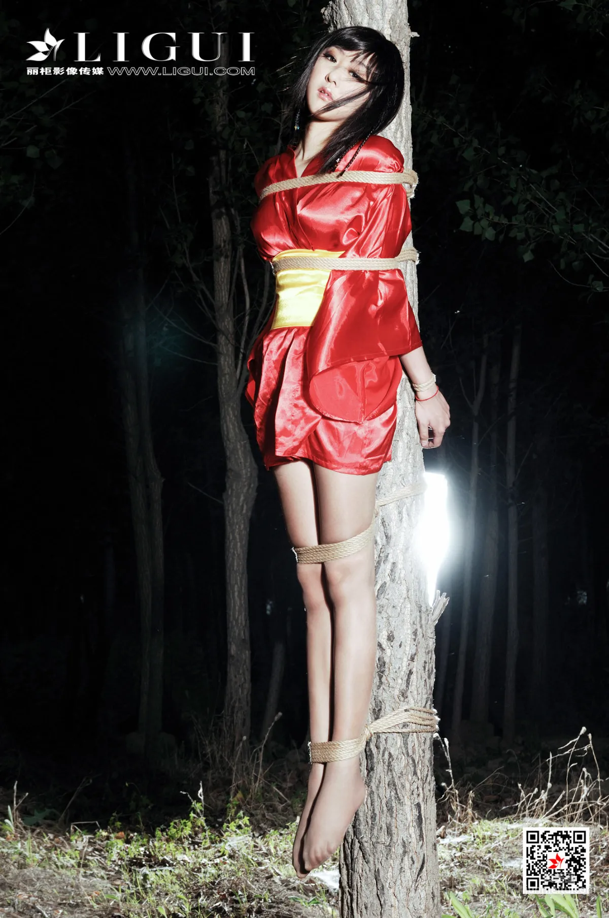 模特佩佩《黑夜美束》 [麗櫃Ligui] 精品圖集 寫真集 9