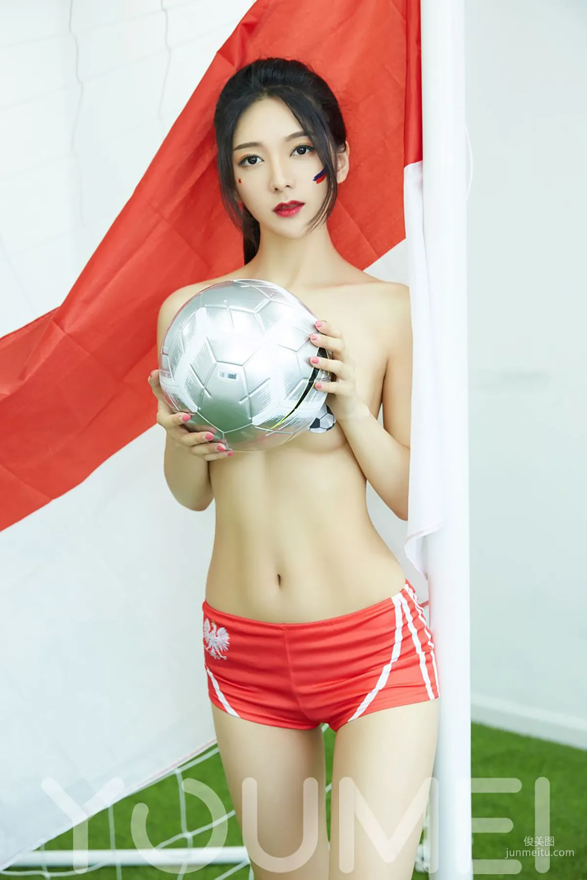 小热巴《东欧铁骑》 [尤美YouMei] Vol.022 写真集9