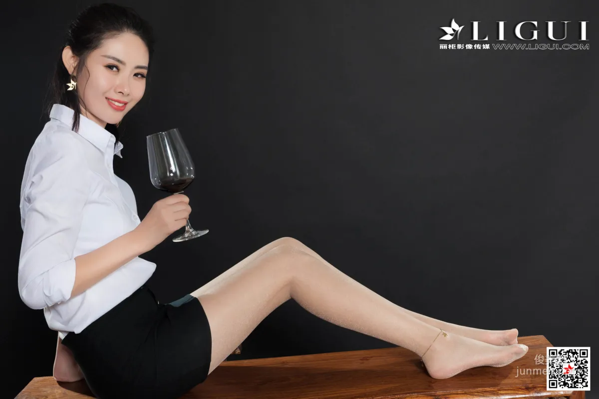 栗栗 《溫飲醉佳人》 [麗櫃Ligui] 寫真集 32