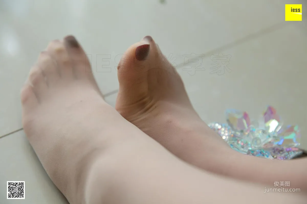 模特九妹 《九妹的水晶鞋》 [異思趣向IESS] 美腿絲足寫真集 47