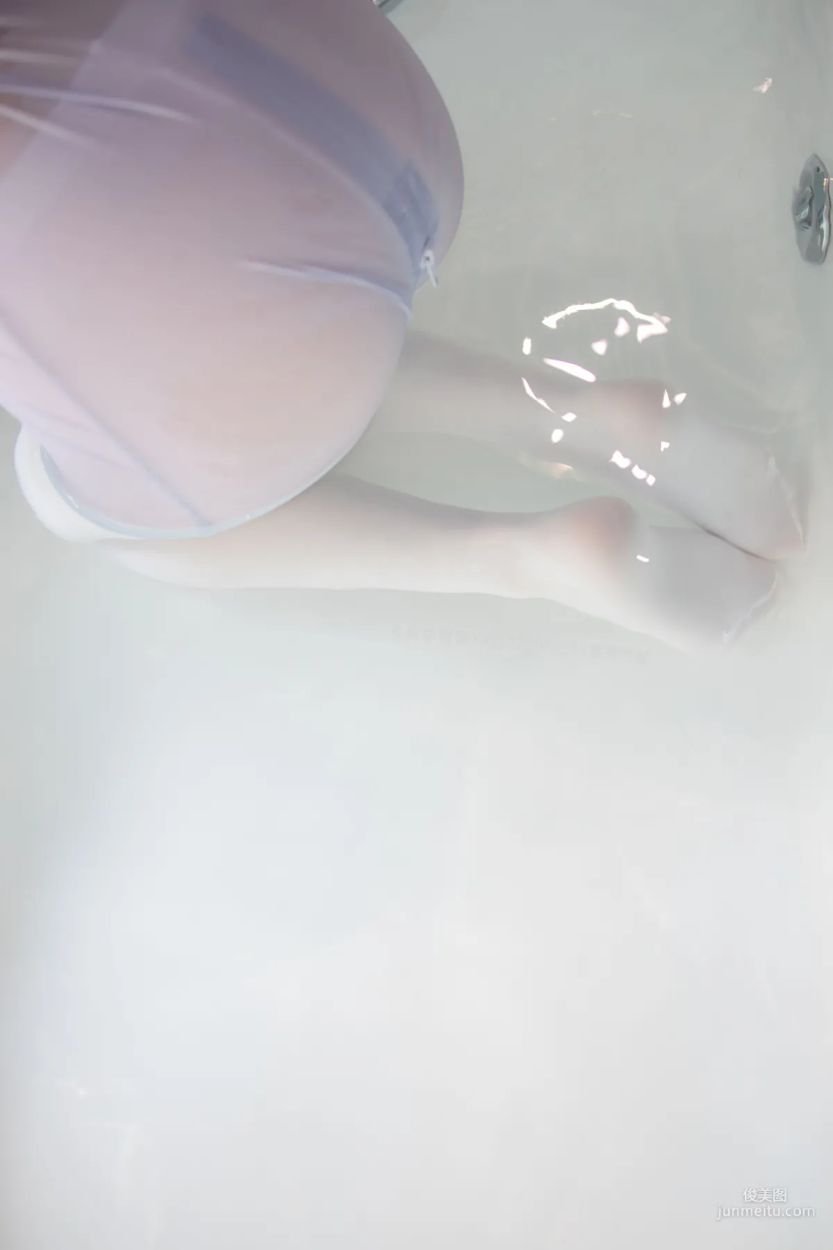 湿身120D白丝无内 [森萝财团] [X-049] 写真集76