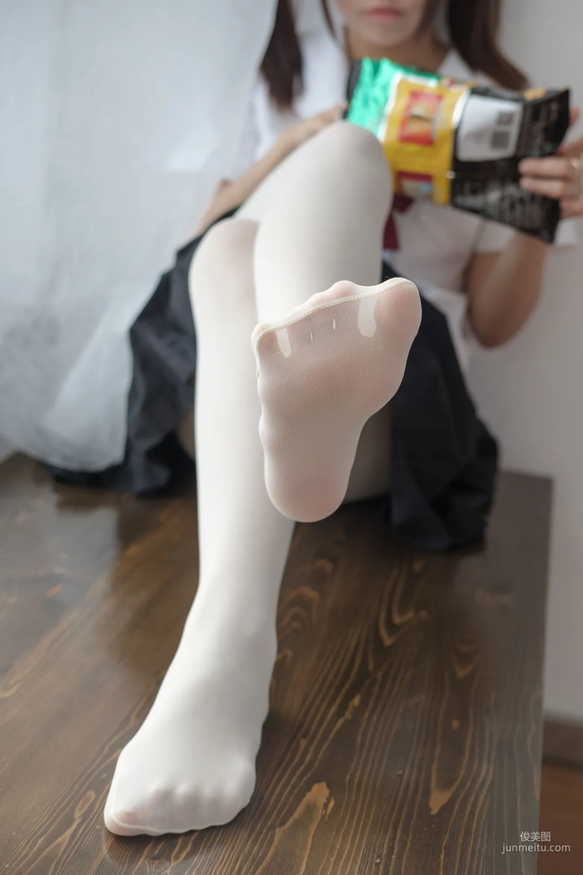 白絲美足學生裝蘿莉 [森蘿财團] [BETA-028] 寫真集 7
