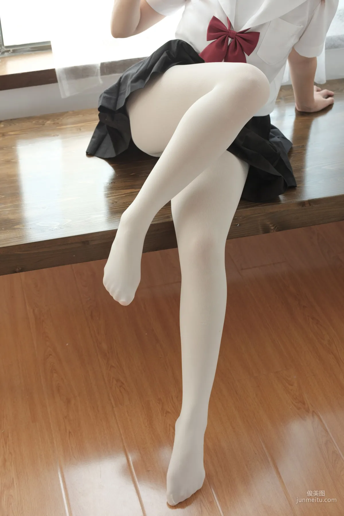 白絲美足學生裝蘿莉 [森蘿财團] [BETA-028] 寫真集 37