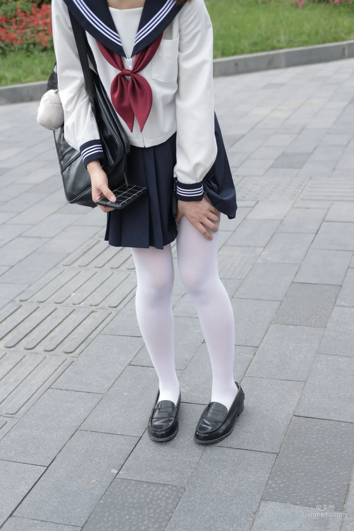 JK校服白丝美足 [森萝财团] [BETA-017] 写真集13