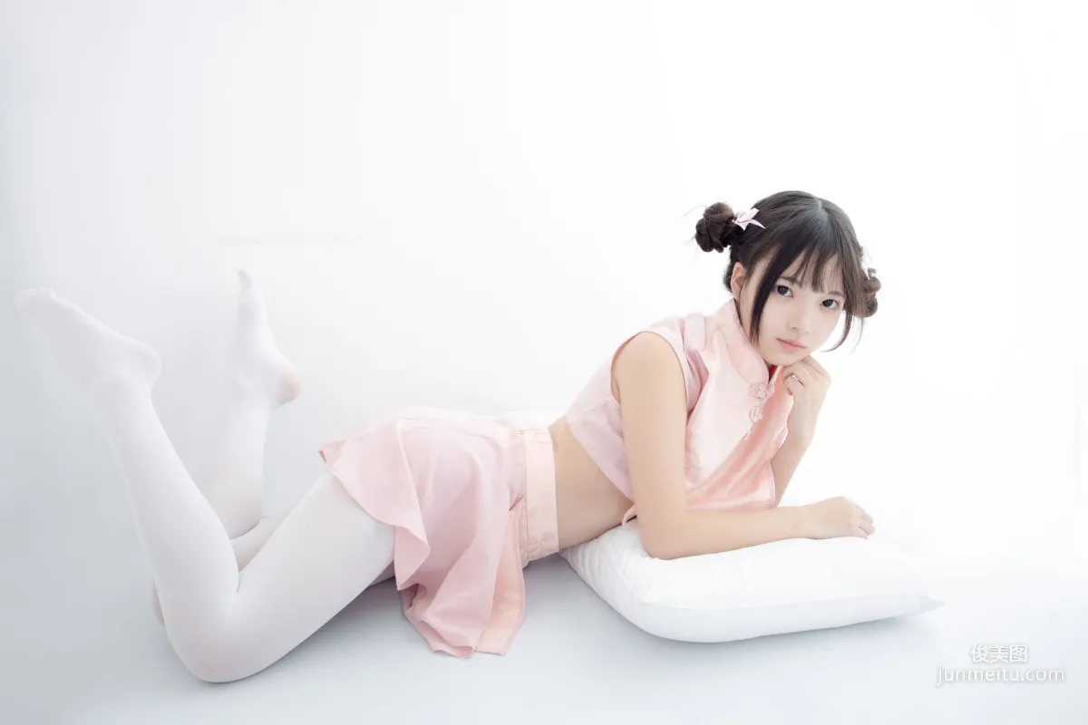 80D白丝踩物 [森萝财团] [X-052] 写真集58