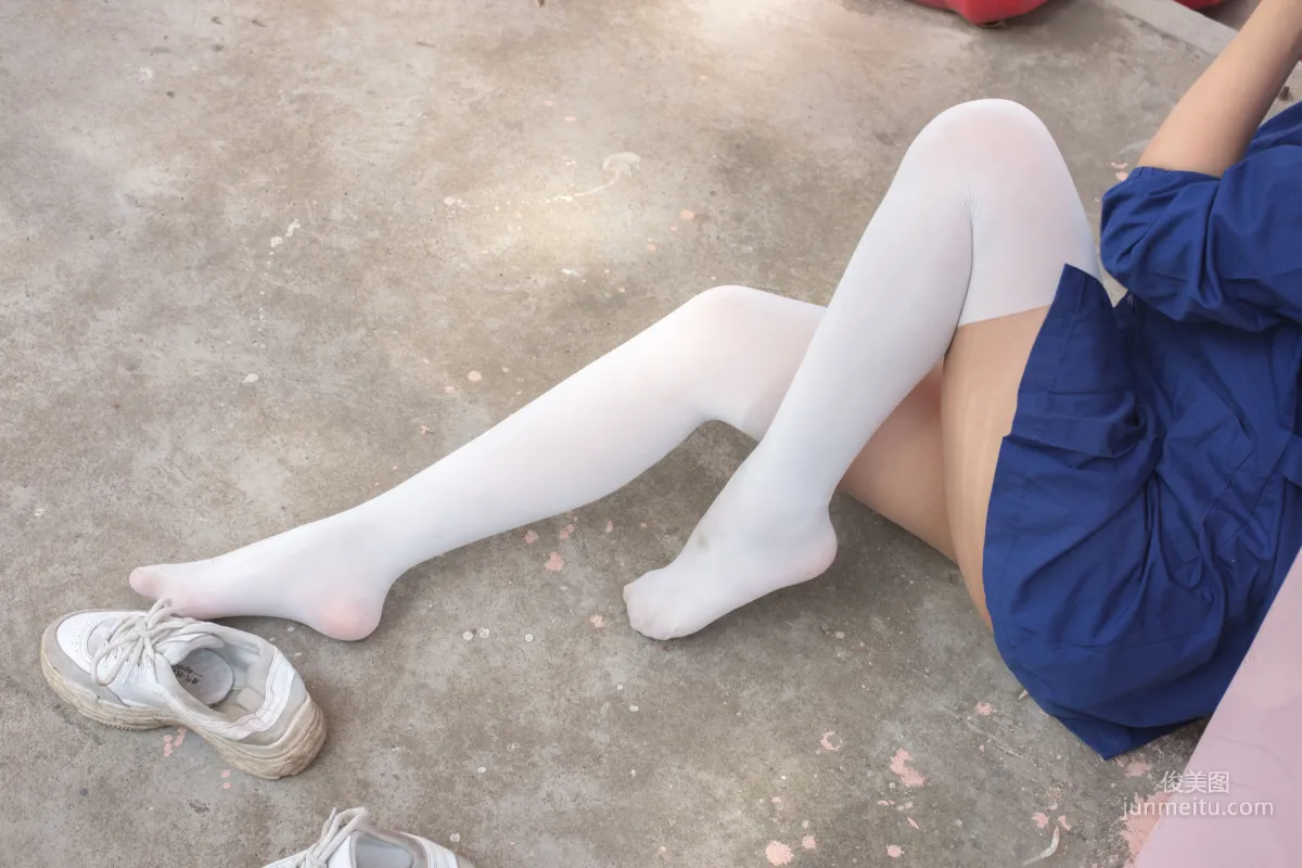 JK制服白丝外拍 [森萝财团] [BETA-018] 写真集48
