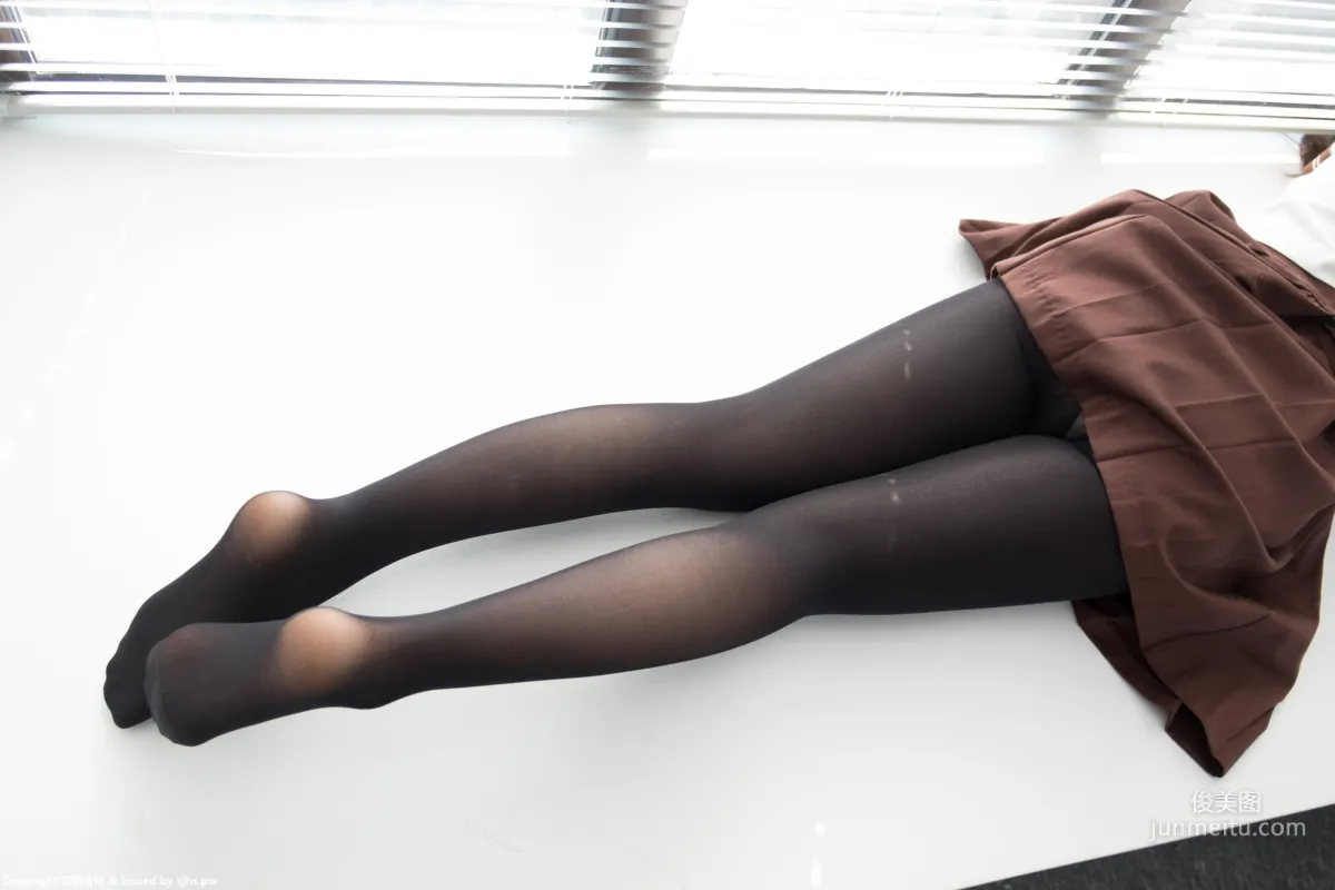 JK制服黑丝美足 [森萝财团] [BETA-011] 写真集36