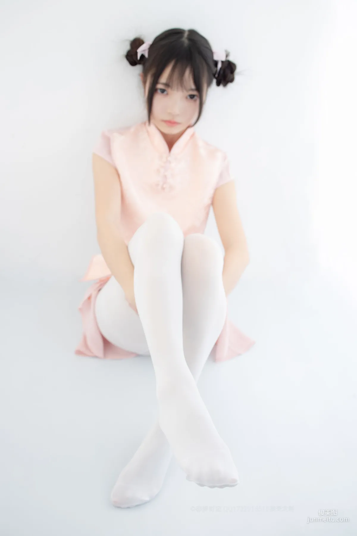 80D白丝踩物 [森萝财团] [X-052] 写真集15