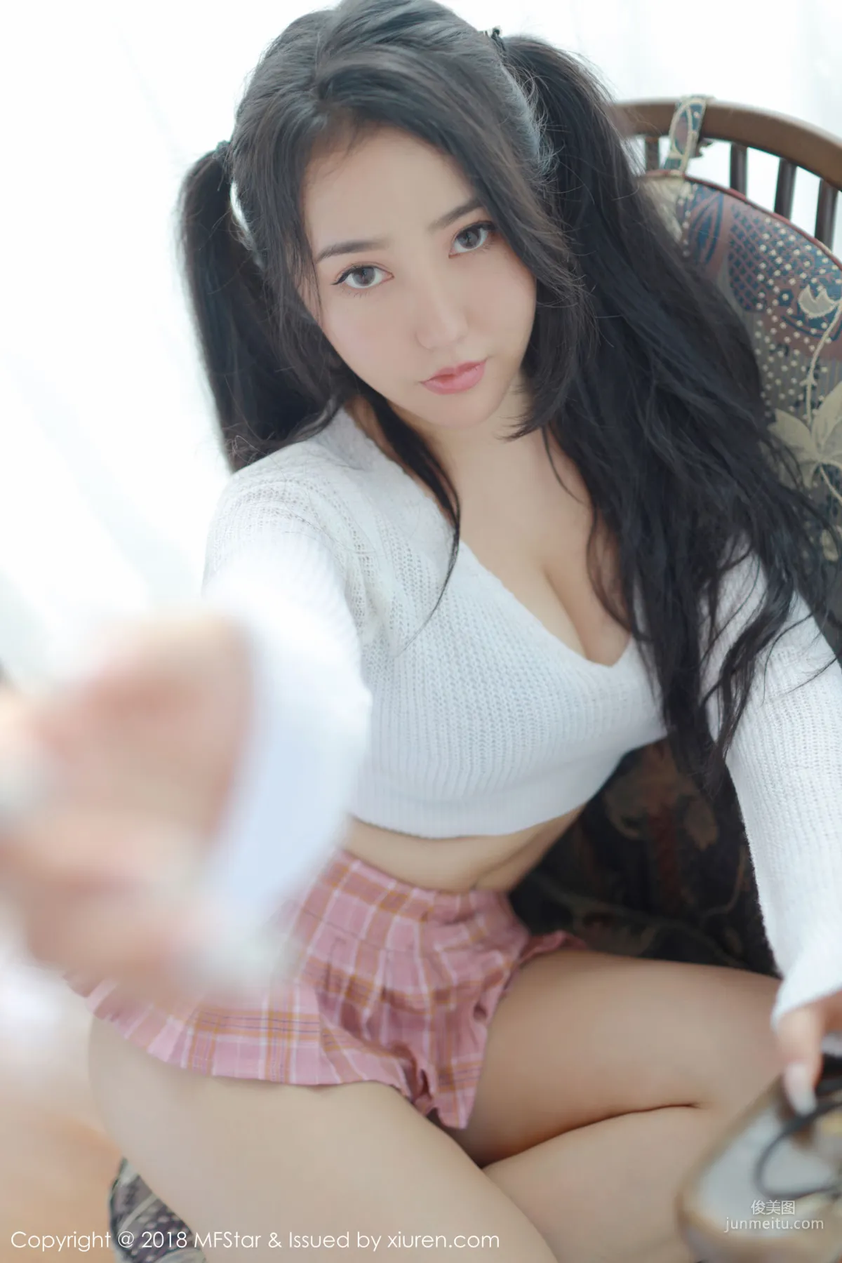 Manuela瑪魯娜《眼睛OL+無可比拟美臀誘惑》 [模範學院MFStar] Vol.168 寫真集 23