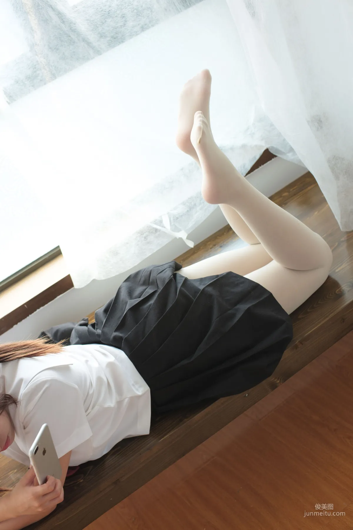 白絲美足學生裝蘿莉 [森蘿财團] [BETA-028] 寫真集 52