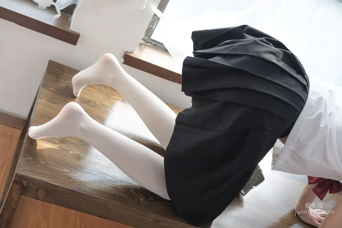 白絲美足學生裝蘿莉 [森蘿财團] [BETA-028] 寫真集 21