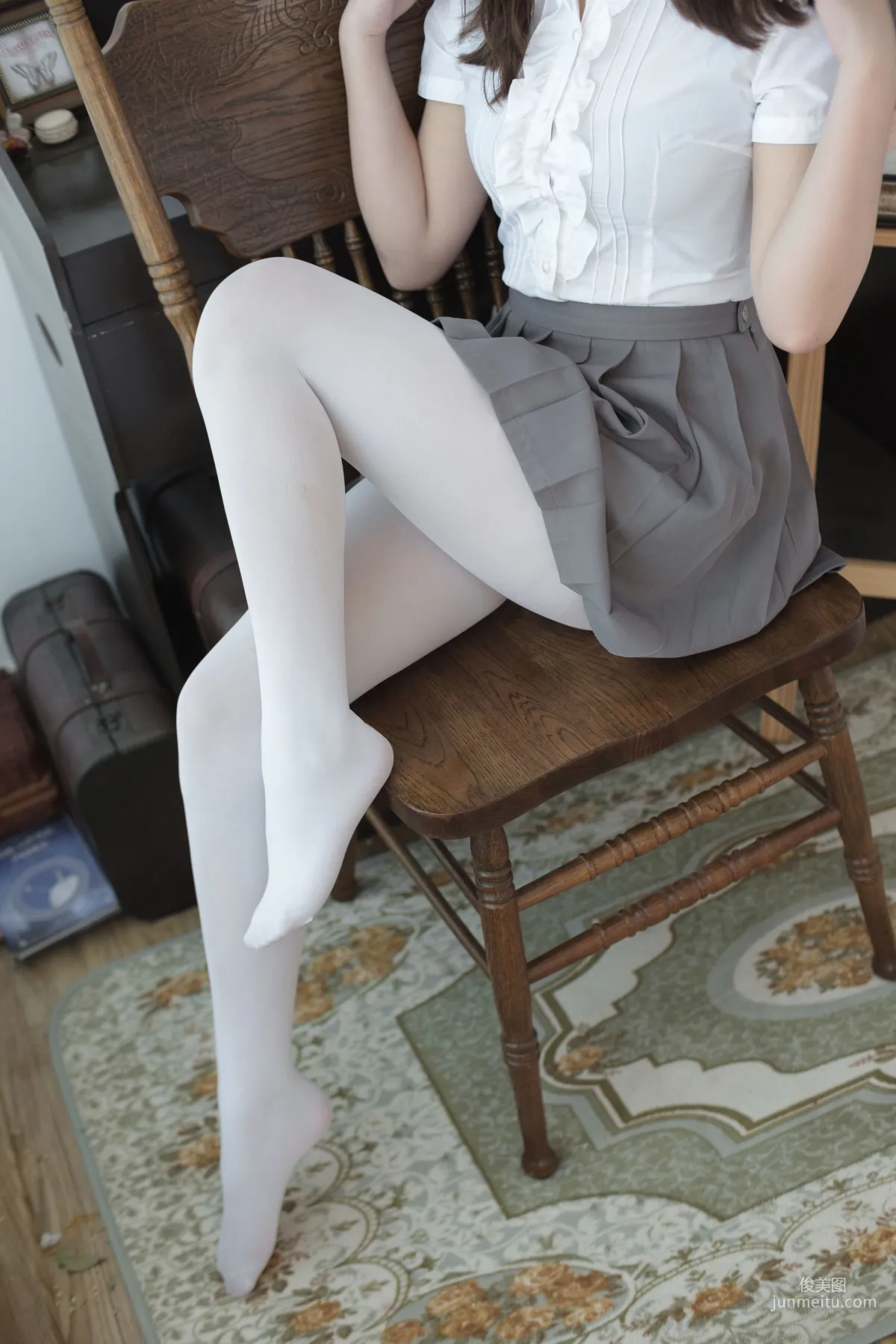 白丝美少女 [森萝财团] [BETA-020] 写真集9