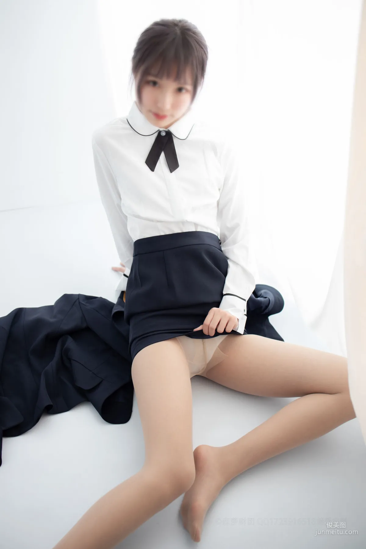 20D肉絲空姐制服 [森蘿财團] [X-050] 寫真集 142