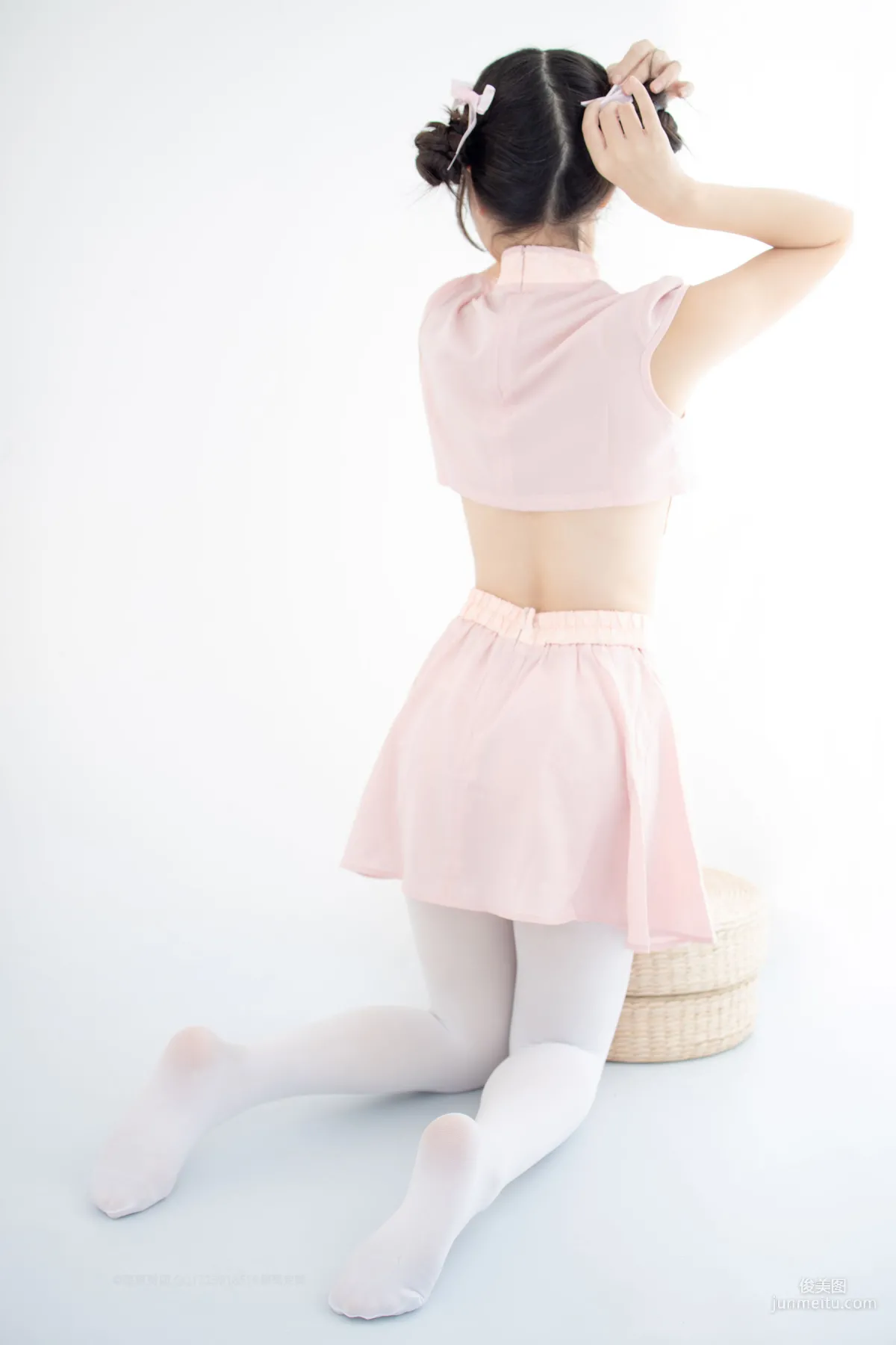 80D白丝踩物 [森萝财团] [X-052] 写真集49