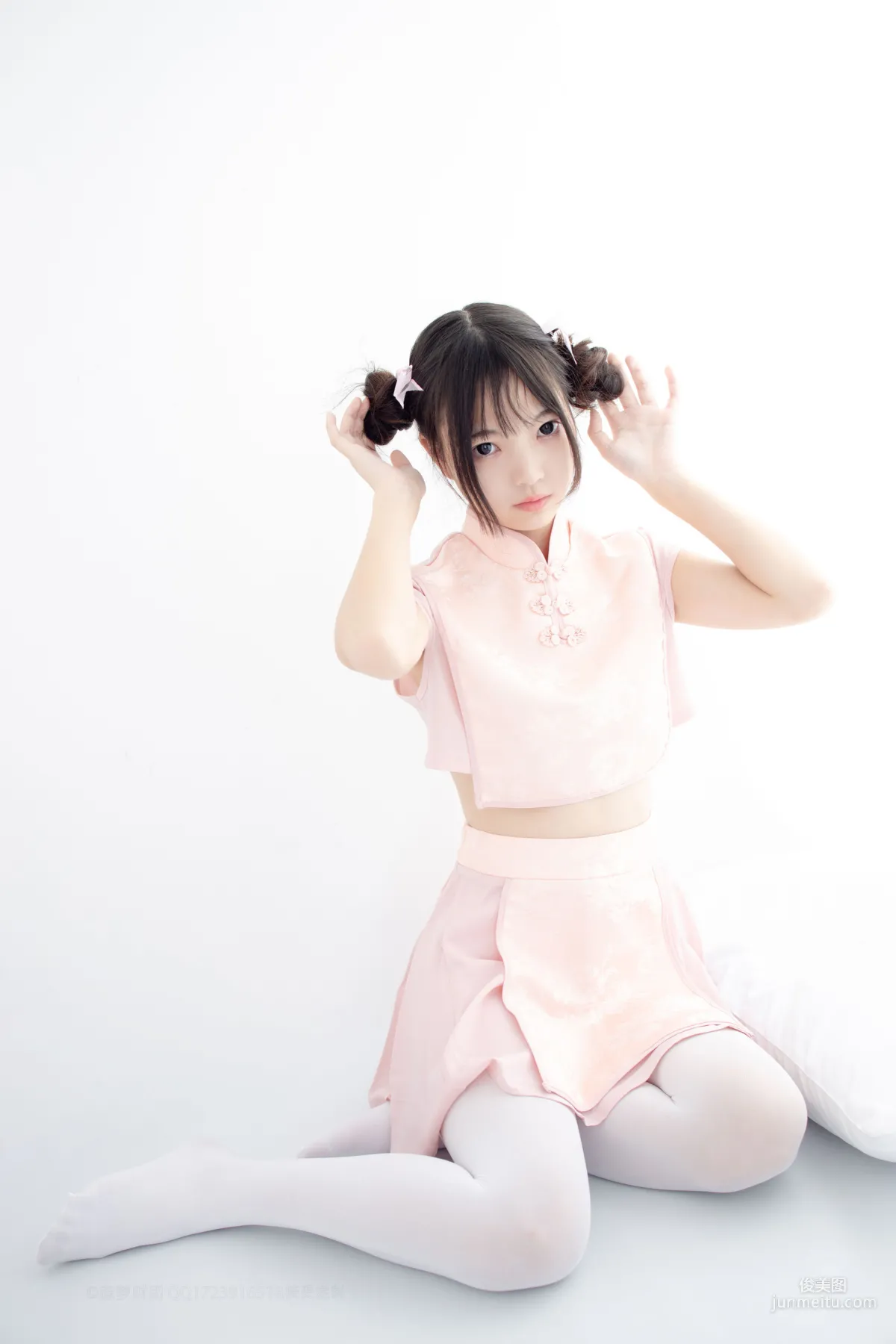 80D白丝踩物 [森萝财团] [X-052] 写真集61