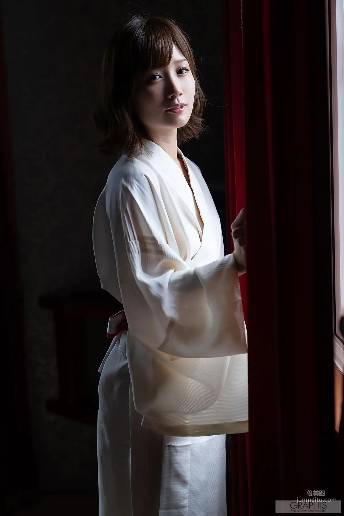 小島みなみ《Can you come here!》 [Graphis] WINTER SPECIAL 2018 寫真集 14
