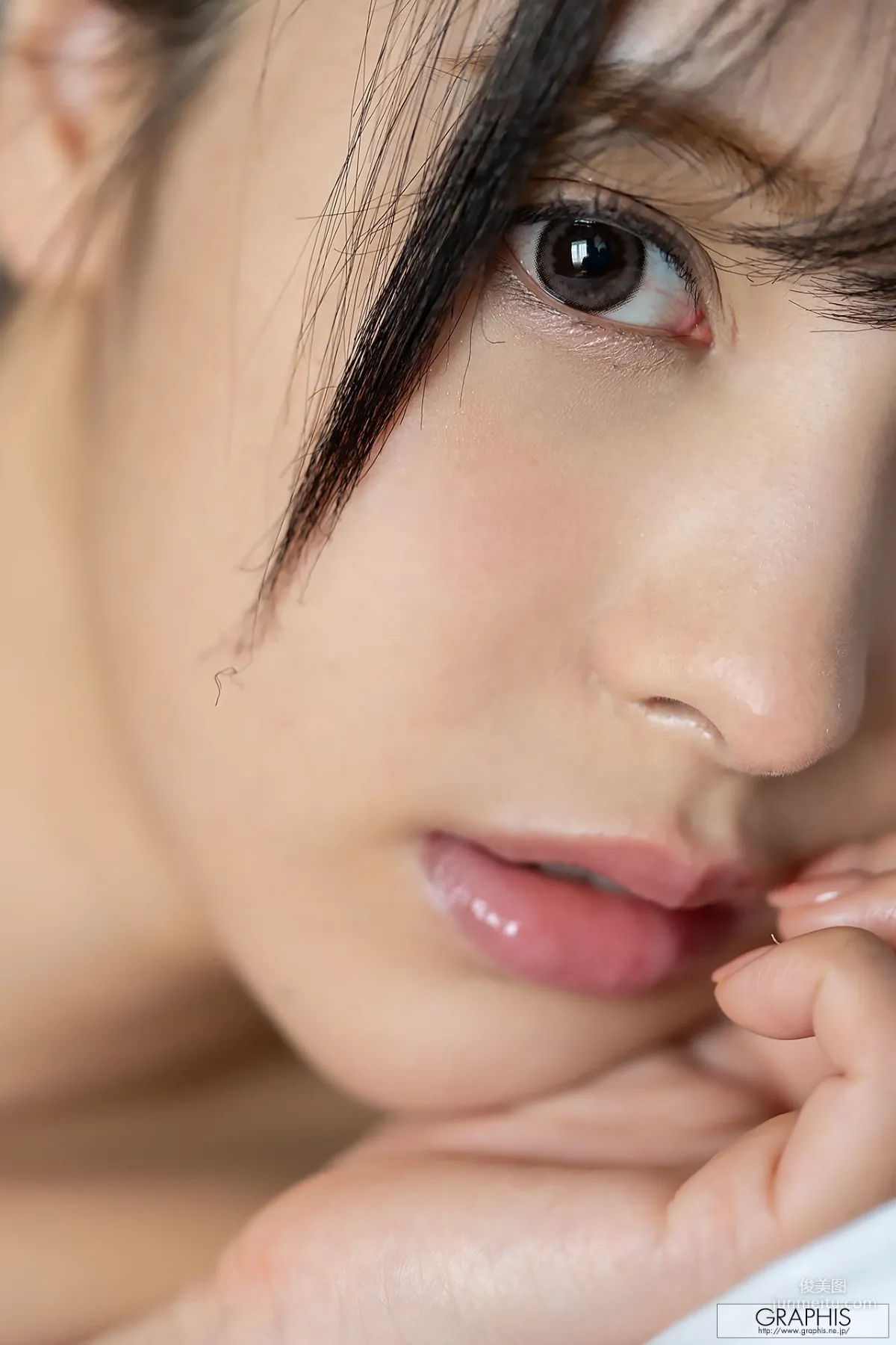 桃乃木かな(桃乃木香奈)《Sign》 [Graphis] WINTER SPECIAL 2018 寫真集 2