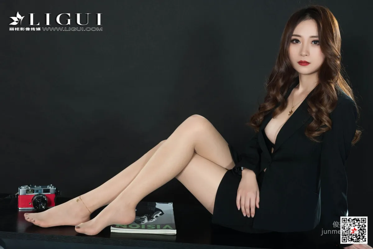 足模可可《玉足美攝》 [麗櫃Ligui] 網絡麗人 寫真集 39