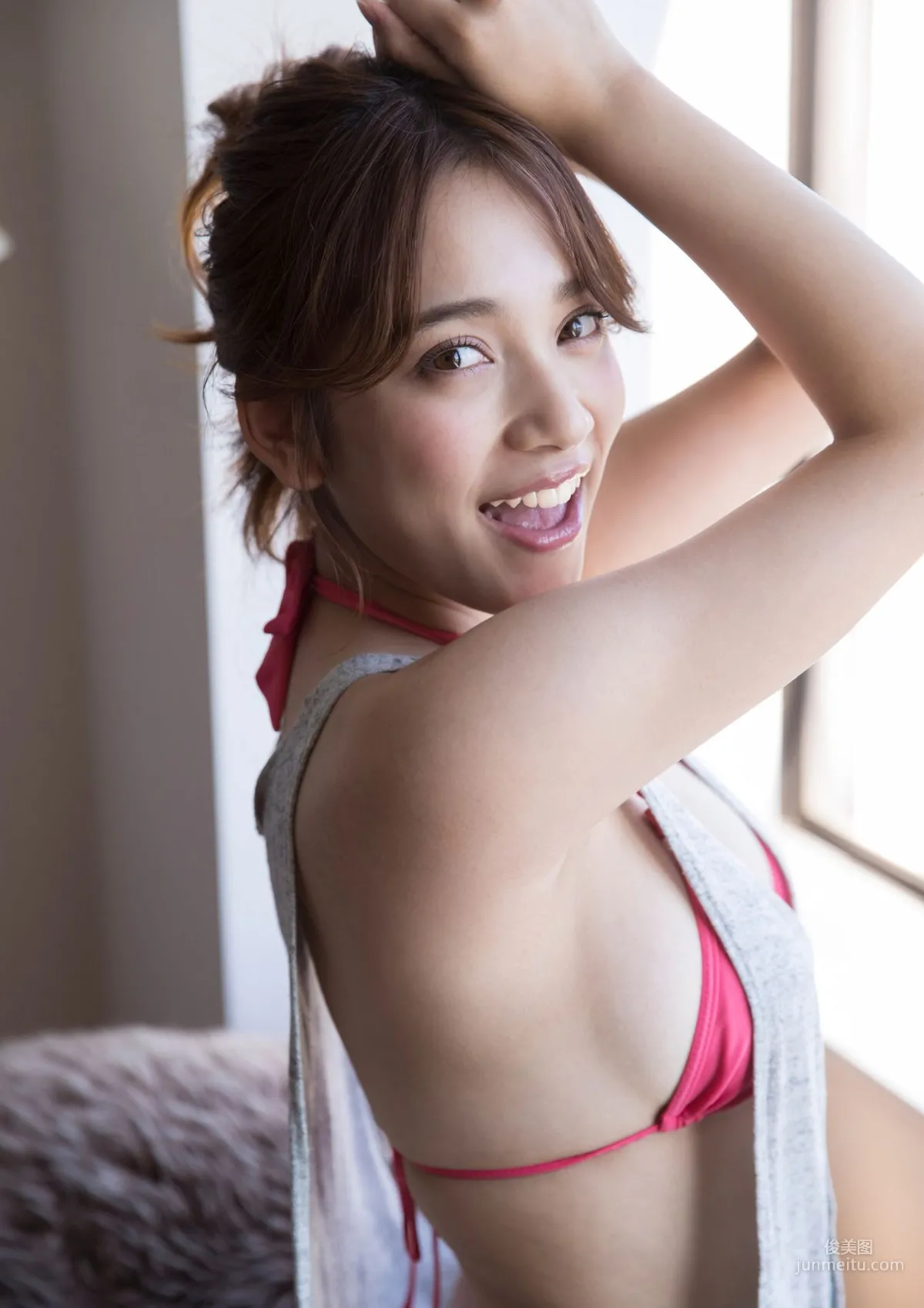 都丸紗也華「Fall in Love」 [PB] 写真集8