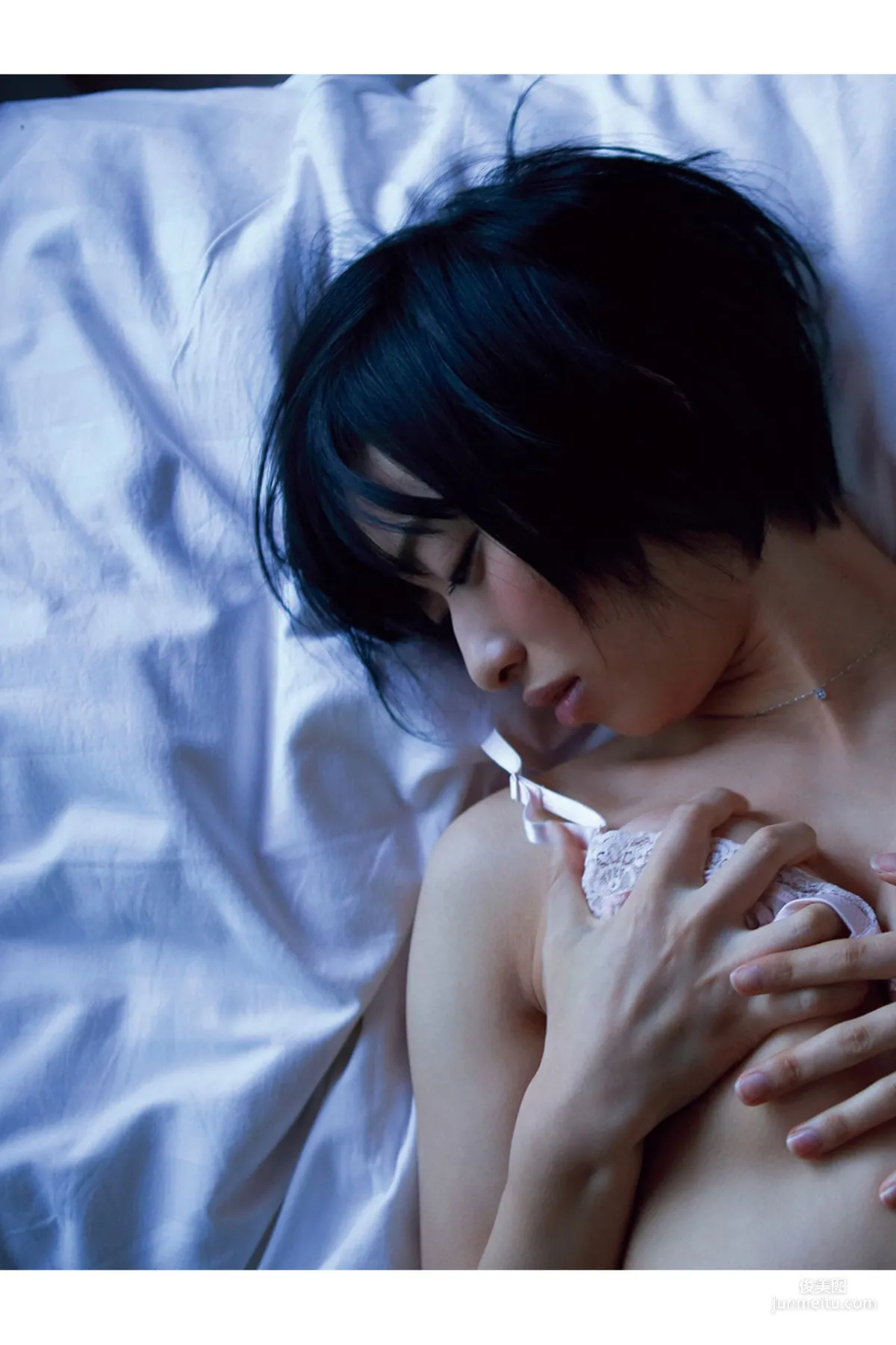 倉持由香《尻神 倉持由香 必撮！まるごと☆》 [PB] 寫真集 34