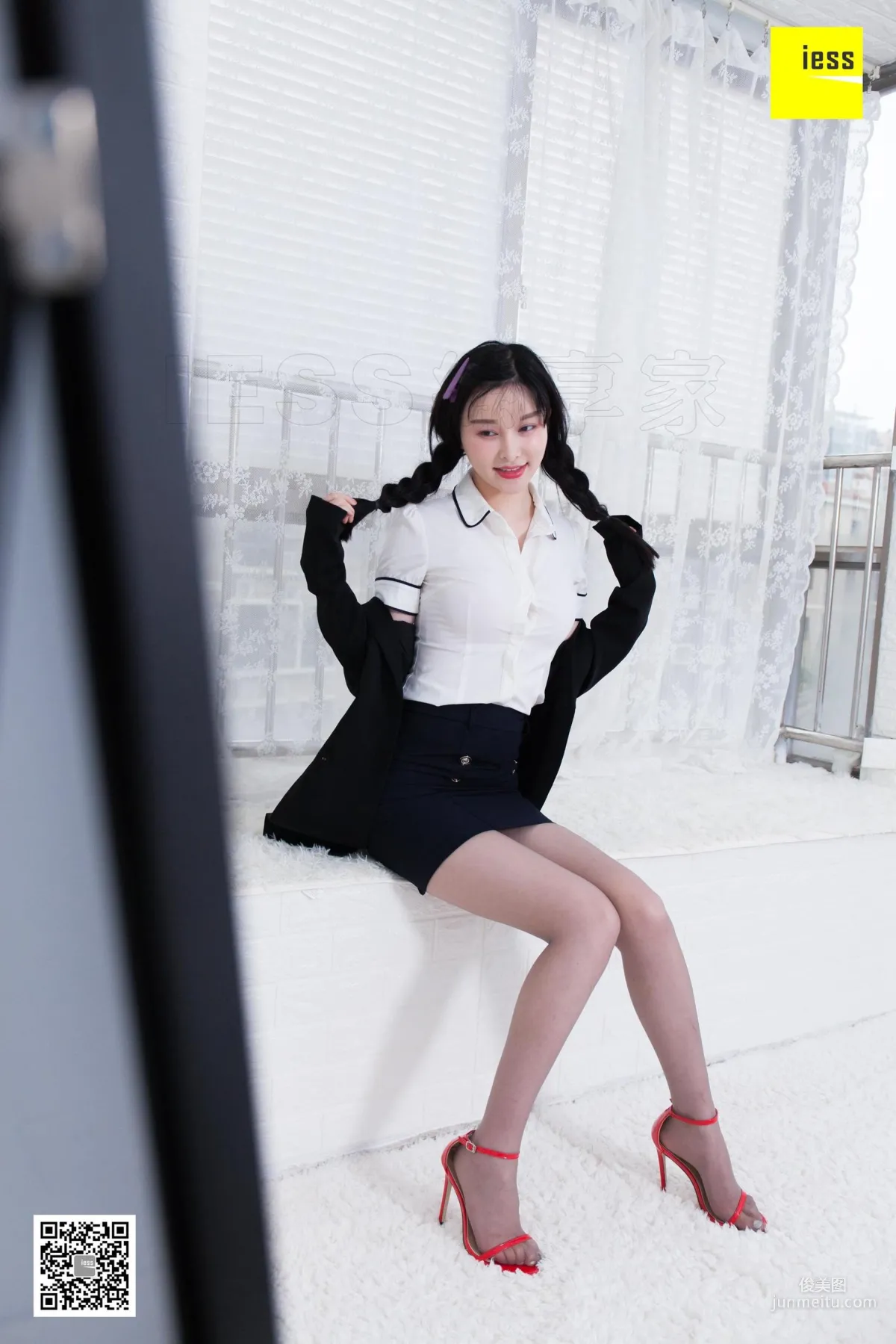 模特喵姐 《喵系女老闆》絲足美腿 [異思趣向IESS] 寫真集 21