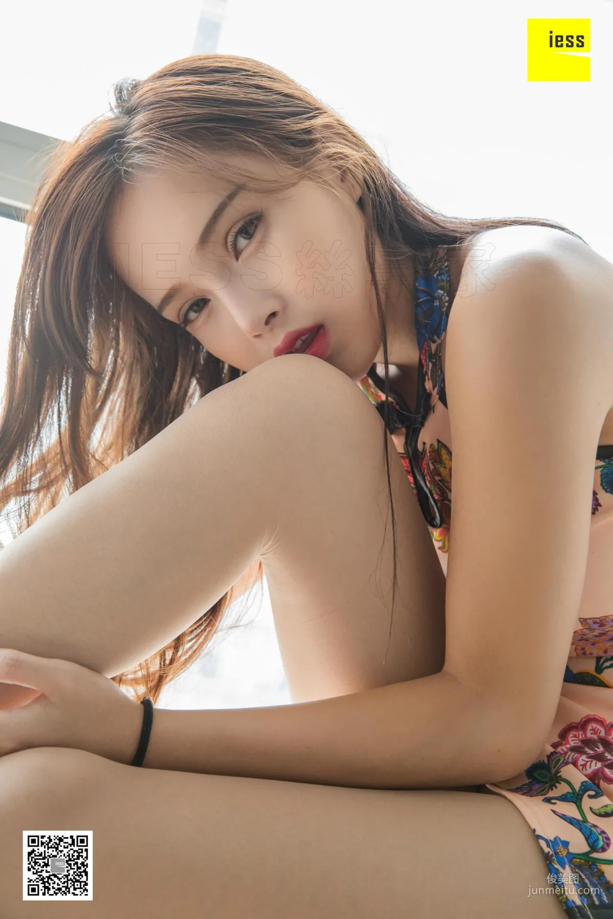 模特小羽 《溫柔眼神殺》旗袍美腿 [異思趣向IESS] 寫真集 42