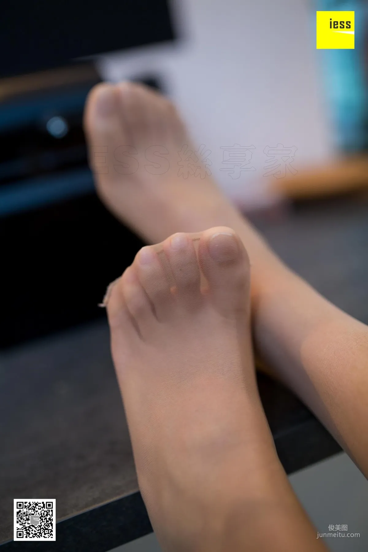 模特婉萍 《婉萍的下午茶時光》絲足美腳 [異思趣向IESS] 寫真集 40