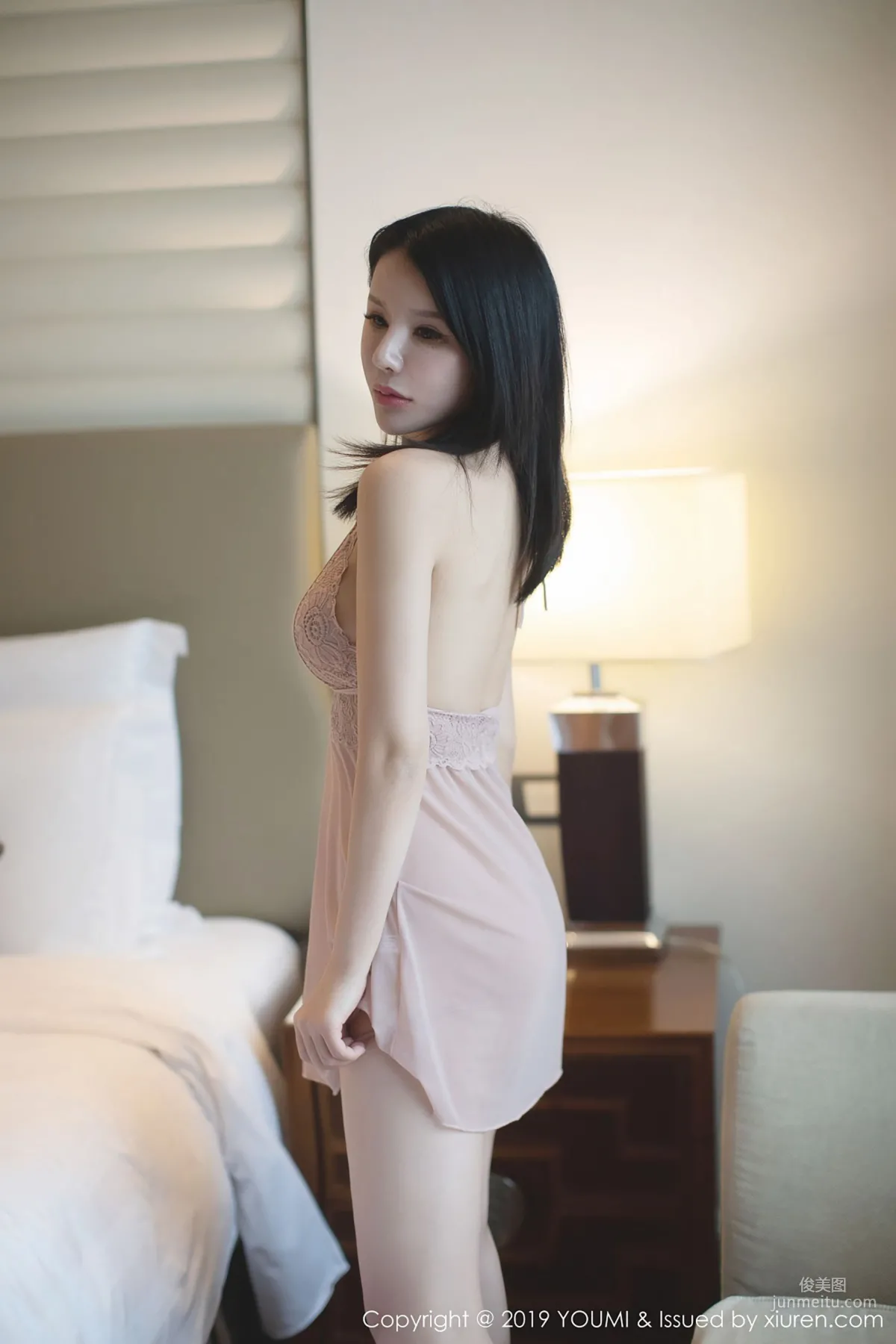 林思穎Jessica《禦姐型美女》 [尤蜜荟YouMi] Vol.262 寫真集 19