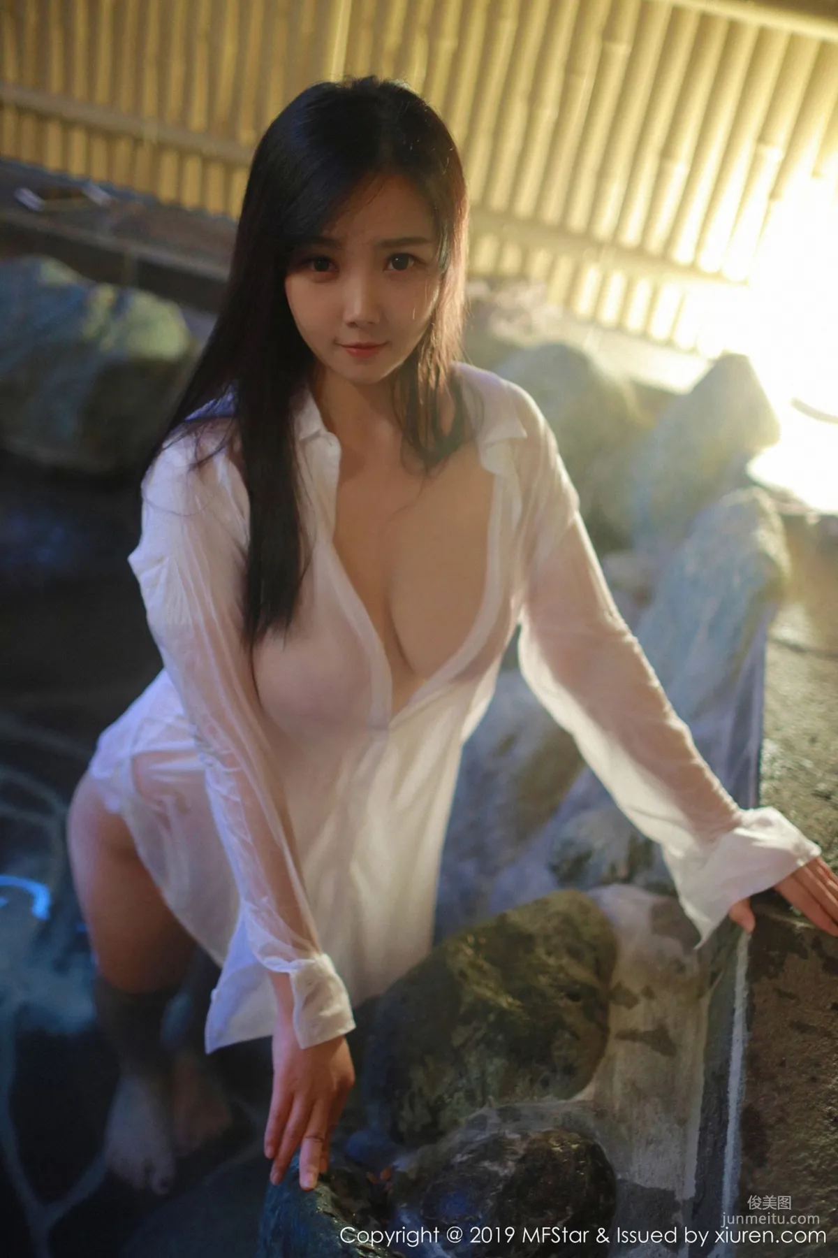 徐微微mia《白襯衫的誘惑》 [模範學院MFStar] Vol.176 寫真集 30