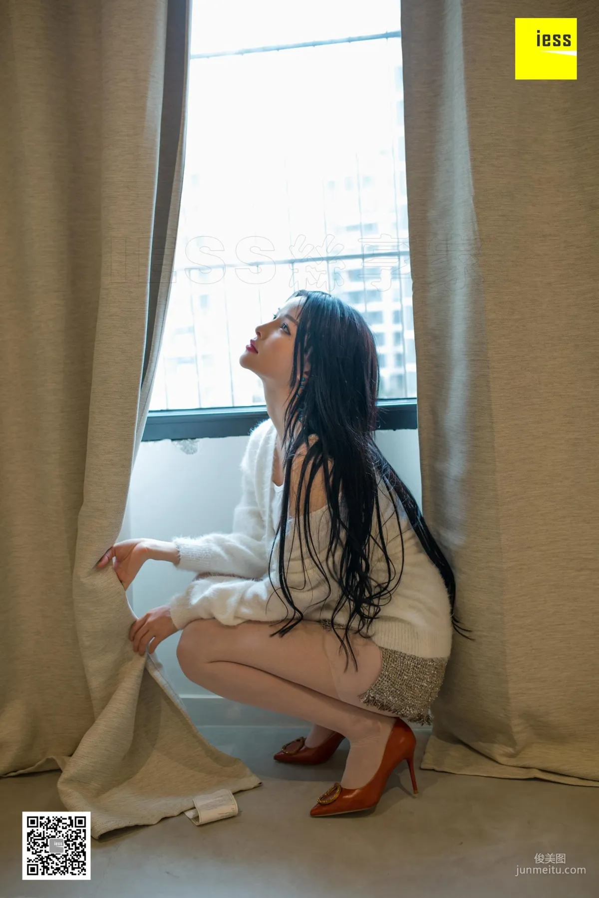 模特夢夢 《夢夢吃外賣》絲足美腿 [異思趣向IESS] 寫真集 88