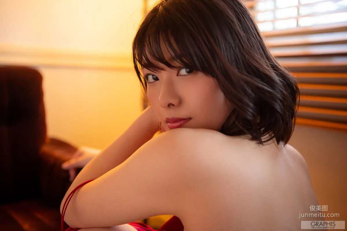Hinata Koizumi 小泉ひなた(小泉日向) [Graphis] First Gravure 寫真集 71