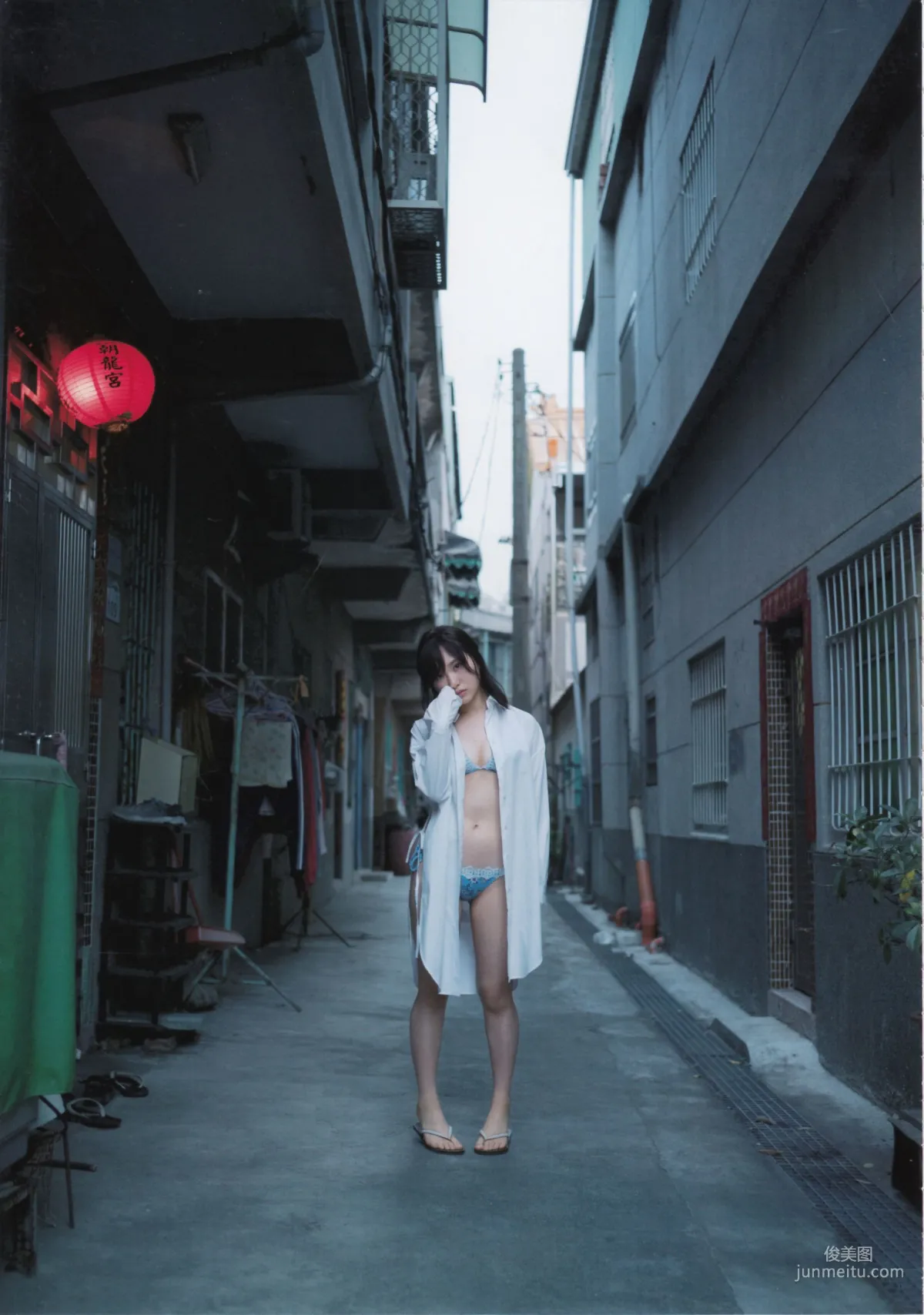 高橋朱裡 《曖昧な自分》 寫真集 63